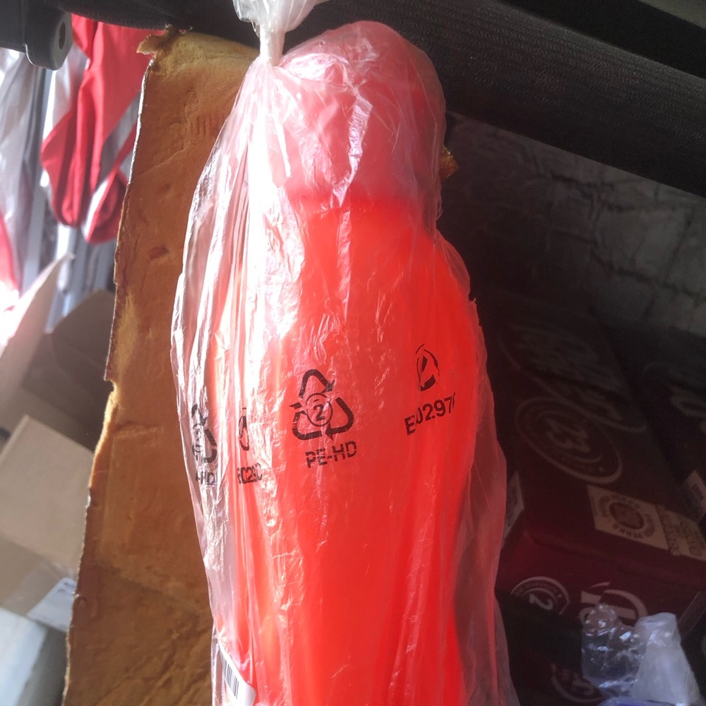 Various Tupperware water bottles . 1 L shown